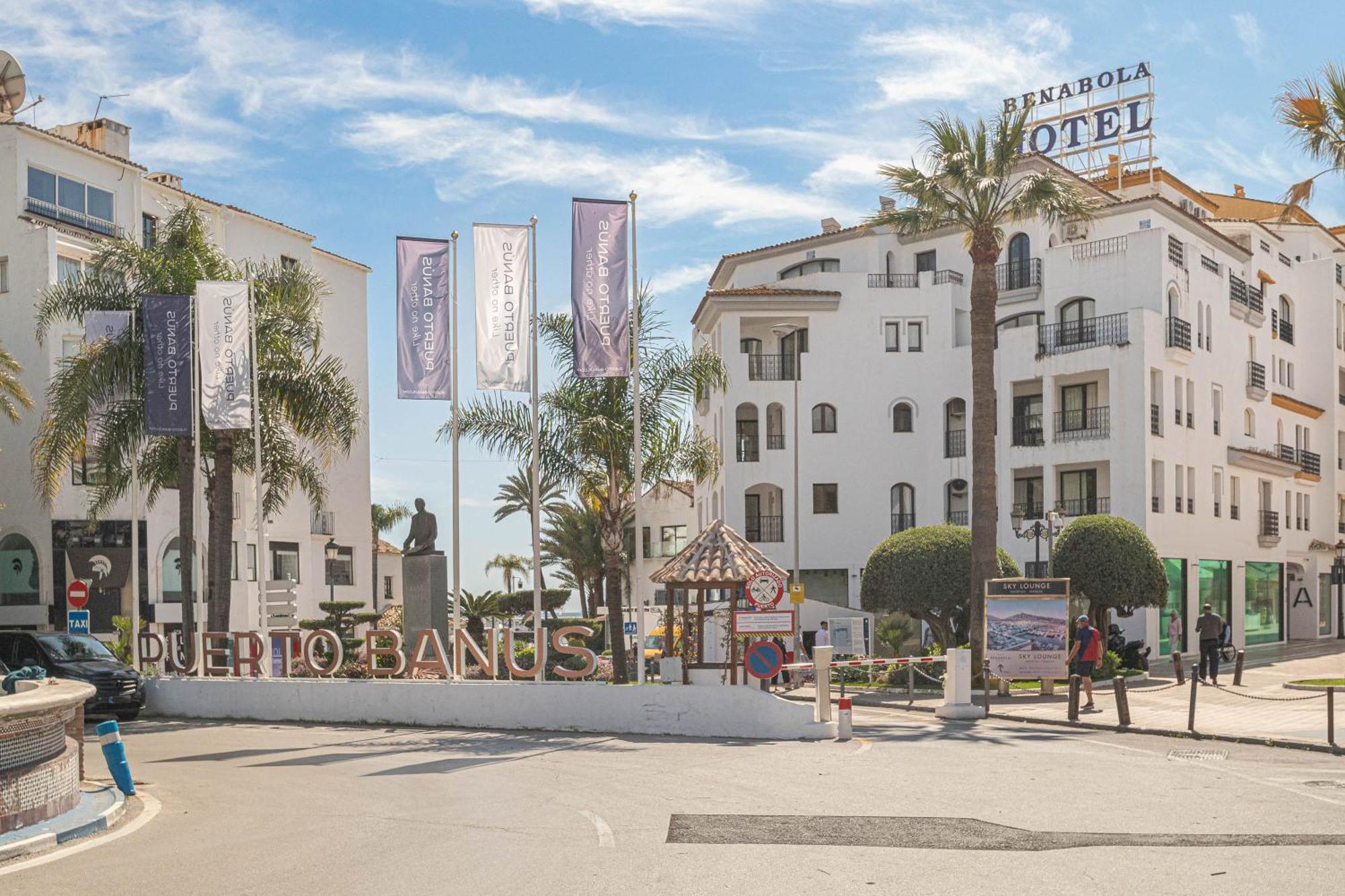 Gray Dalbion Puerto Banus - Happy Apartamento