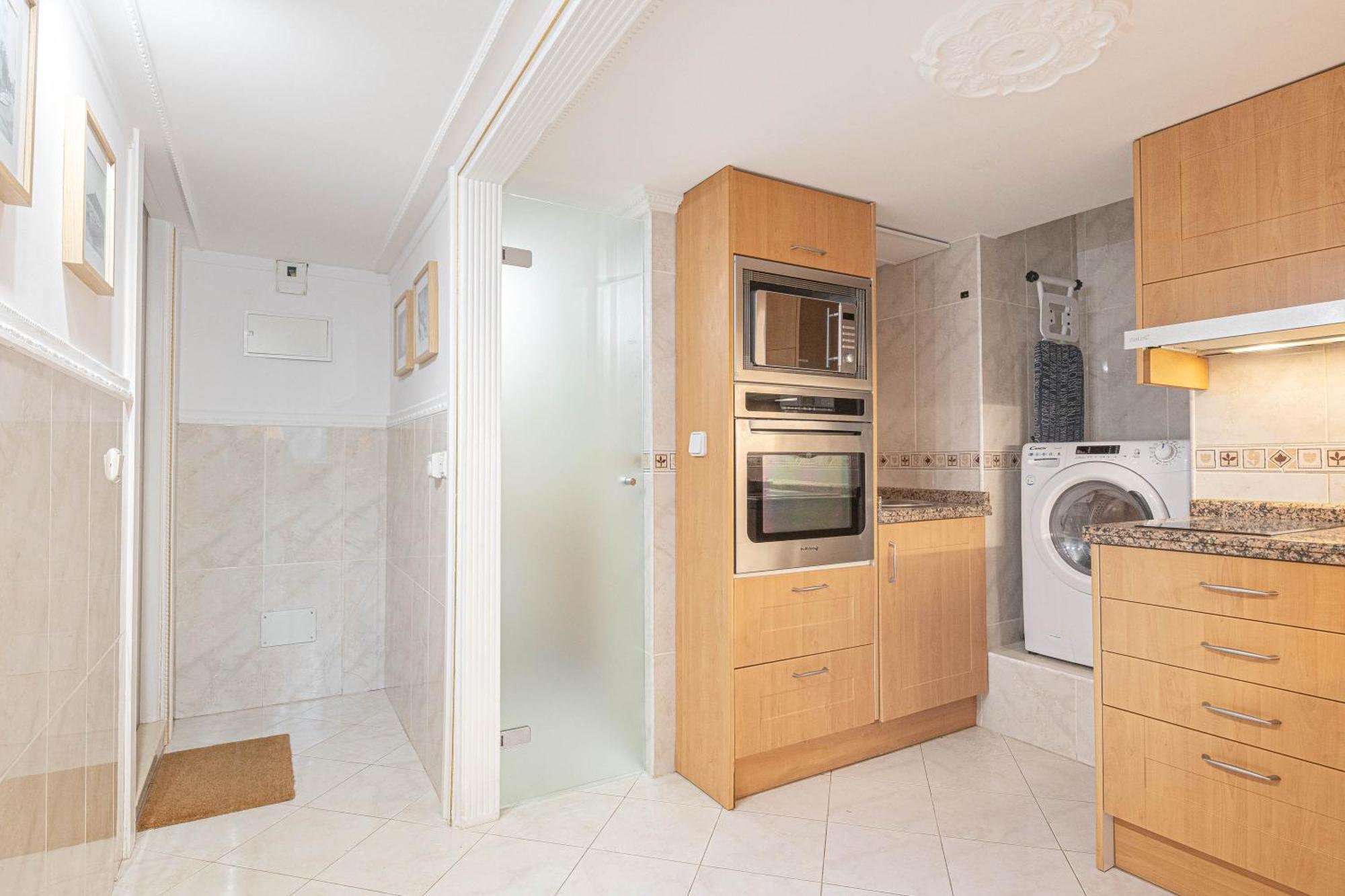 Apartamento Gray Dalbion Puerto Banus - Happy *